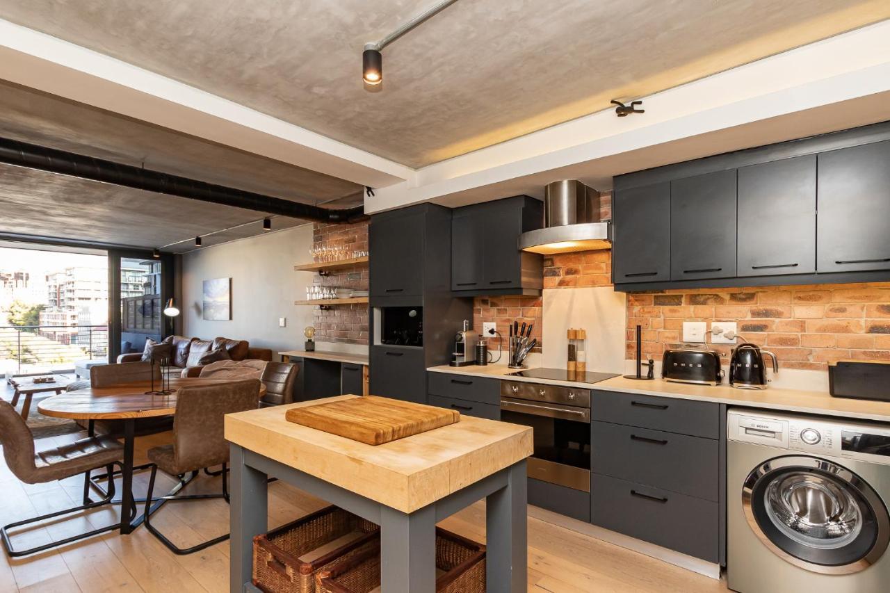 Docklands Superior Two Bedroom Apartments By Itc Hospitality Cidade Do Cabo Exterior foto