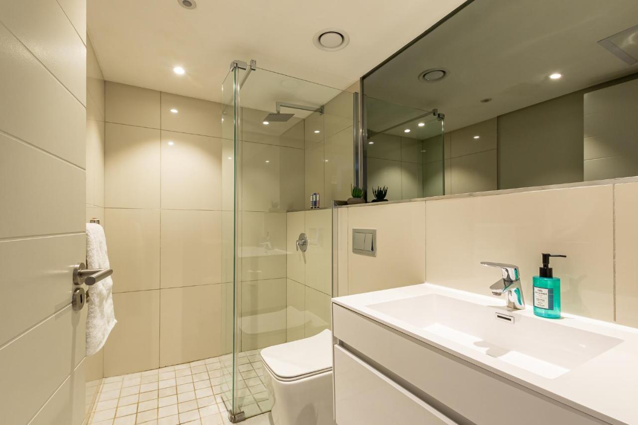 Docklands Superior Two Bedroom Apartments By Itc Hospitality Cidade Do Cabo Exterior foto